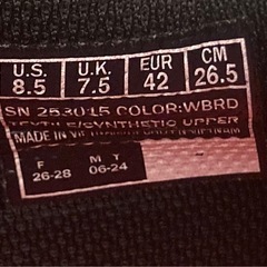 購入者決まりました   Skechers ランニングシューズ ホワイト/ブラック/レッドの画像