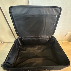 スーツケースの画像