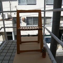 差し上げます 木製無垢折りたたみ椅子 ロングセラーデザイン 取りに来ていただける方 受け渡し日時自由の画像