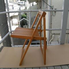 差し上げます 木製無垢折りたたみ椅子 ロングセラーデザイン 取りに来ていただける方 受け渡し日時自由の画像