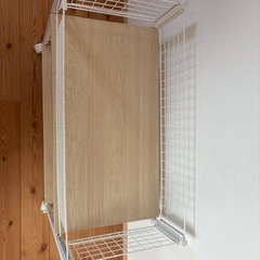 押入れ　キャスター付き収納
の画像