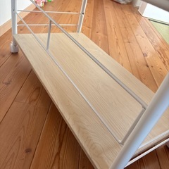 押入れ　キャスター付き収納
の画像