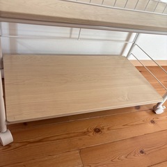 押入れ　キャスター付き収納
の画像