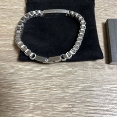 メンズ　アルマーニ　ブレスレットの画像