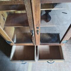 レトロ家具 古民家家具 キャビネット ガラス扉 食器棚 収納棚 茶箪笥 アンティークの画像