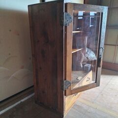 レトロ家具 古民家家具 キャビネット ガラス扉 食器棚 収納棚 茶箪笥 アンティークの画像