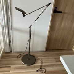 スタンド照明　LEDIC EXARMの画像