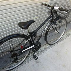 E642★限定特価★ 中古自転車 【27インチ　シティサイクル　ブラック　6段　LEDオートライト 】 入札お待ちしております(*^▽^*)の画像