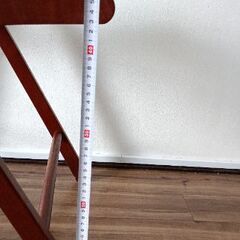 IKEAの折りたたみ椅子の画像