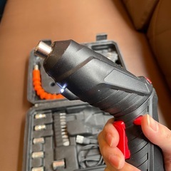 【受け渡し者決定】電動ドリル　工具セットの画像