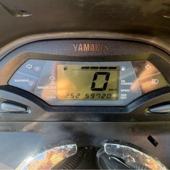 マジェスティ125FI 4スト　インジェクション車　(検)小型スクーター　オートバイ　バイク　通学　通勤の画像