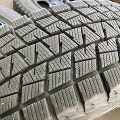 店頭引き渡し 中古 jeep ジープ レネゲード 純正ホイール スタッドレス 16インチ タイヤ 6.5J +40の画像