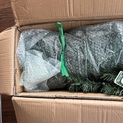 アメリカクリスマスツリー200㎝新品未使用の画像