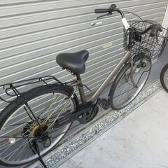 E647　★限定特価★ 中古自転車 【26インチ　軽快車　グレー　6段　LEDオートライト 】 入札お待ちしております(*^▽^*)の画像