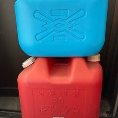 灯油ポリ容器　中古の画像