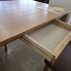 J1729【リユースのサカイ柏店】NITORI　ニトリ　ダイニングテーブルセット　椅子2脚付　ロレイン5H135　ミドルブラウン　クリーニング済　参考価格34,990円（テーブル）20,000円（椅子1脚）の画像