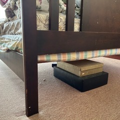 ダブルベッド フレームの画像