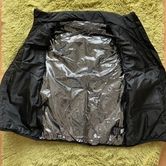 【新品未使用】電熱ベスト M 男女兼用 バッテリー無し フード無し 取扱説明書付きの画像