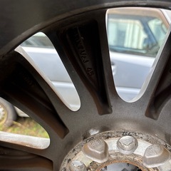 アルヴェル純正ホイール18インチの画像