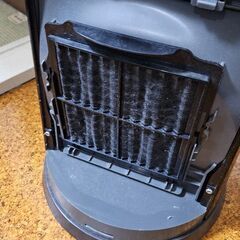 シャープのプラズマクラスター スリムイオンファン「PF-FTC1-T」の画像