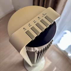 タワー型扇風機（動作品・現状お渡し）の画像