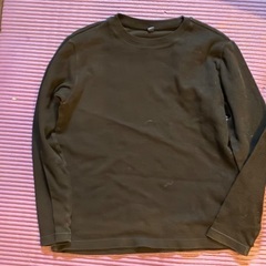 ユニクロ　140センチ　トレーナー　男子　ブルー　ブラック　2点セットの画像