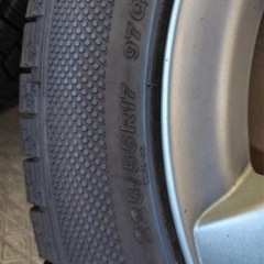 プジョー用ホイールバリ山スタッドレス付きの画像