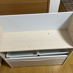 子ども収納ラック絵本棚の画像
