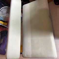 ソファ モスグリーン の画像