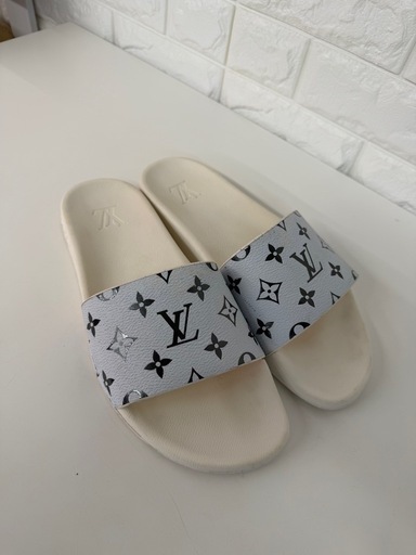 ルイヴィトン　サンダル
