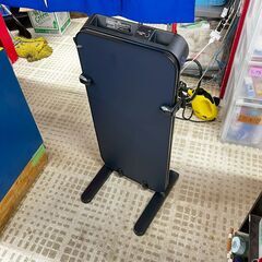 ツインバード 縦型パンツプレス SA-4625 2017年製の画像