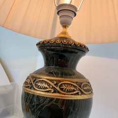 No.045ロビーにありそうなランプ　たゆうこひん中古品の画像