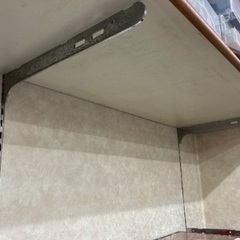 11月15日期限 いざ買うと高いやつ 棚受&棚柱 柱2本＋受4組(8本)で1セットが7セットの画像