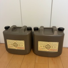 おしゃれな　灯油缶　20L　2缶の画像