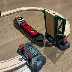 BRIO電車&船セットの画像