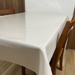 ニトリ　4人掛けテーブル　椅子2脚セットの画像