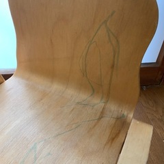 子ども用椅子　木製の画像