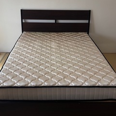 ダブルベッド（幅140cm）＋マットレス／引き取り限定〔板橋区・...