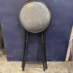 折りたたみ丸椅子の画像