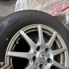 スタッドレスタイヤ＋アルミホイール　アルファード　ヴェルファイアの画像