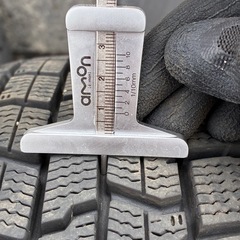 ホイール付きスタッドレスタイヤ(軽自動車
)の画像