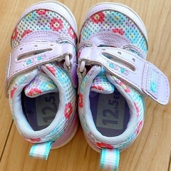 スニーカー🌸12.5cmの画像