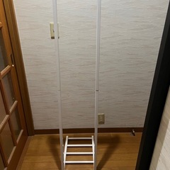 L型ハンガーラックの画像