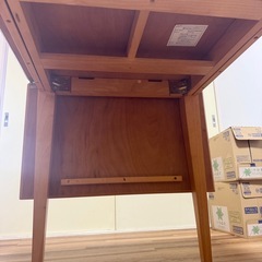 木製折りたたみテーブル＆椅子2脚セットの画像