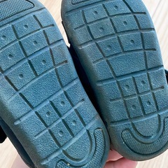 美品✨スニーカー🖤15.0cmの画像