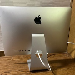 iMac 21.5インチ Late 2015 高性能 Core i5 / 1TB HDD / Montereyの画像