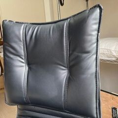 ★無料配達★ 【新品・未使用】デスクチェア オフィスチェア 油圧昇降式 キャスター付き 座り心地いいです。（２の２）の画像