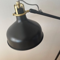 IKEAスタンドライト(ブラック)の画像