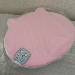 ちいかわ　低反発くっしょんクッションの画像