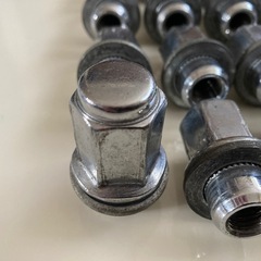 トヨタ純正　平座ナット　トヨタ純正ホイル用　スタッドレスタイヤ　スノータイヤの画像